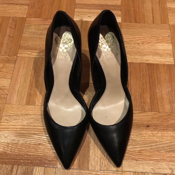 Vince Camuto black heels - Picture 4 of 6